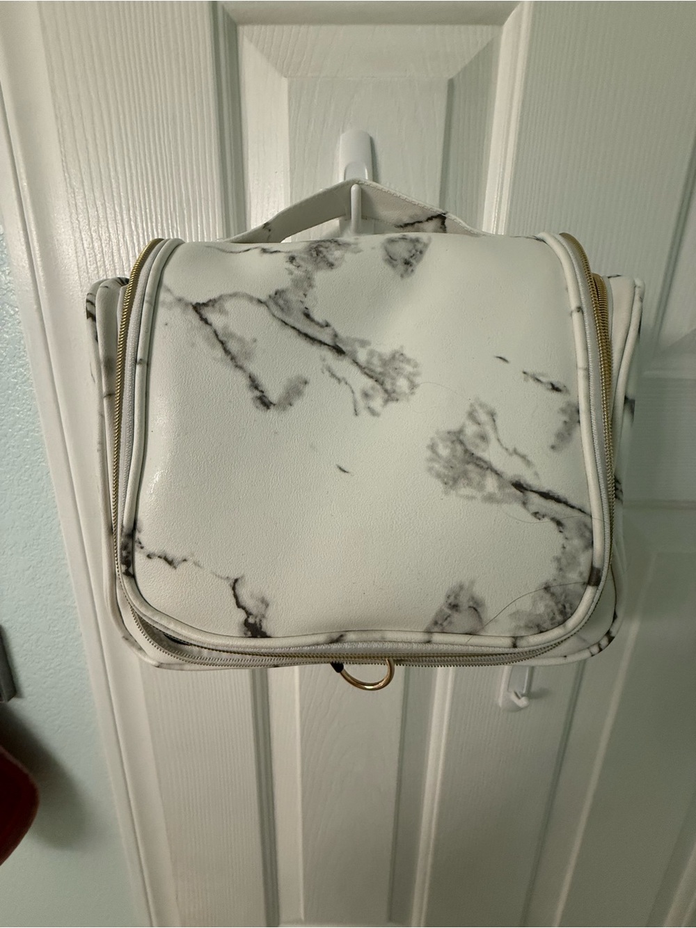 Source Unknown White Marble Hanging Makeup Organizer